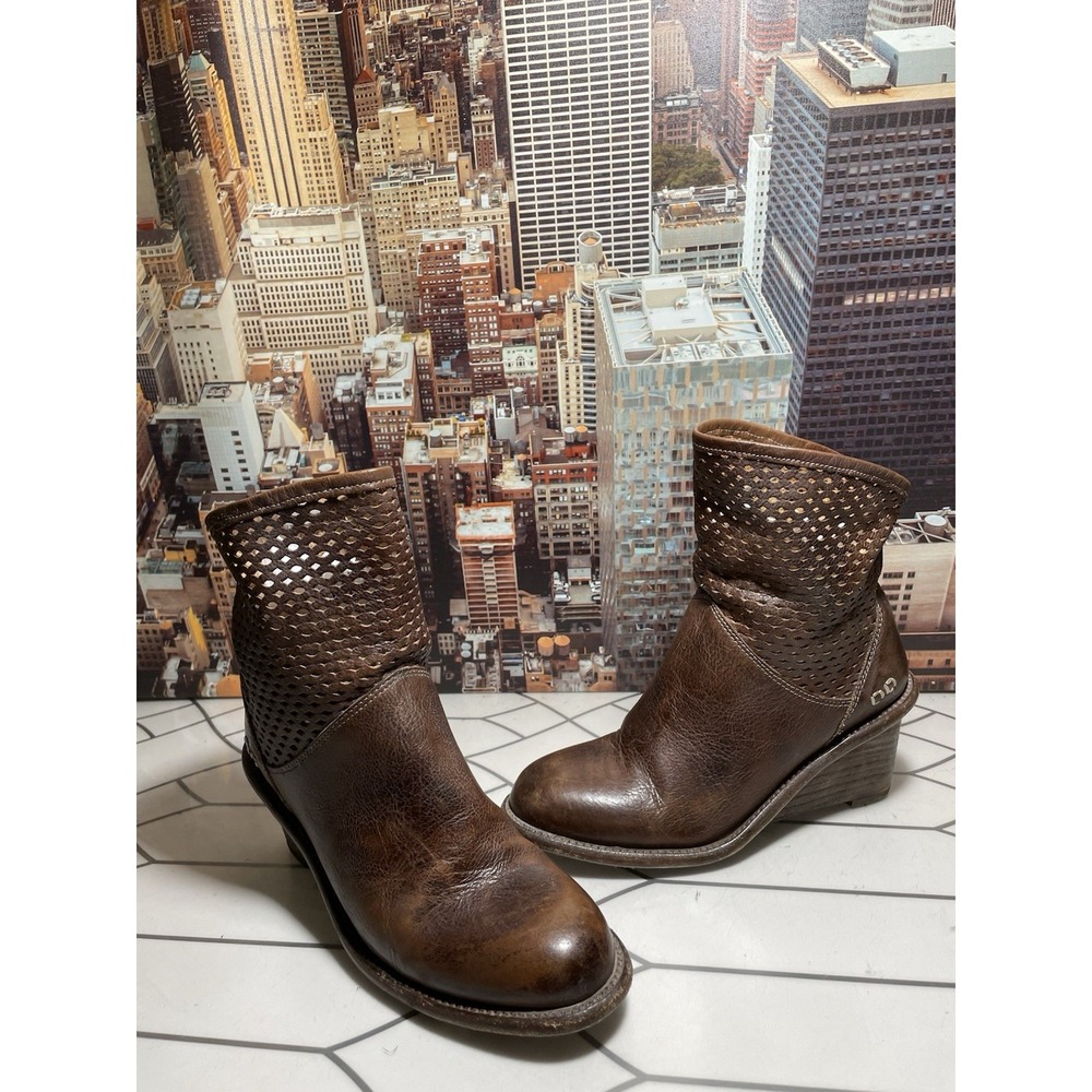 Cobbler Boots Womens Brown 8 Ankle Western Shoe Leather Pull On Perforated Wedge